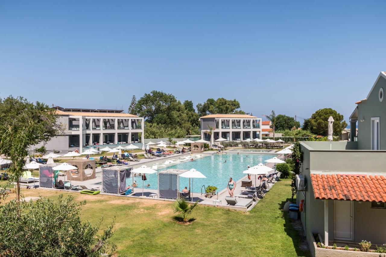 Acharavi Beach Hotel Exterior foto