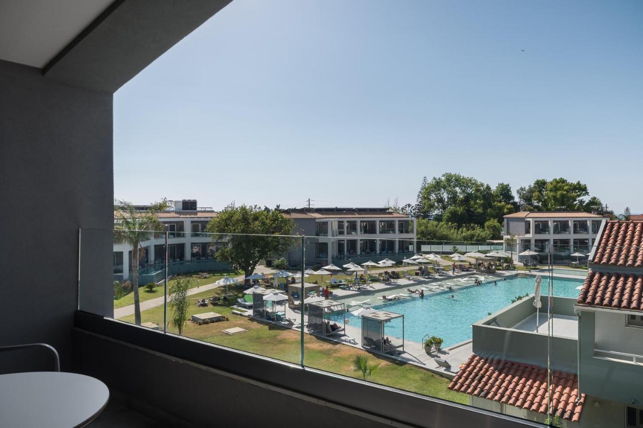 Acharavi Beach Hotel Exterior foto